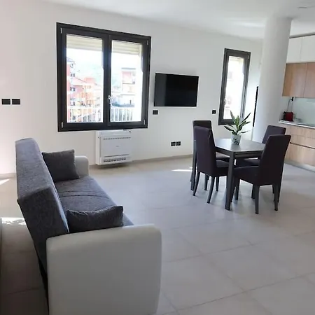 La Casa Di Loris Apartament